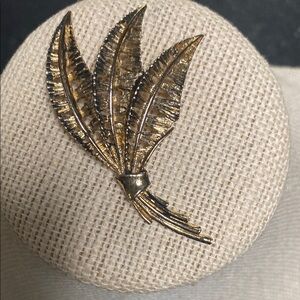 Gary’s Gold Leaf Brooch